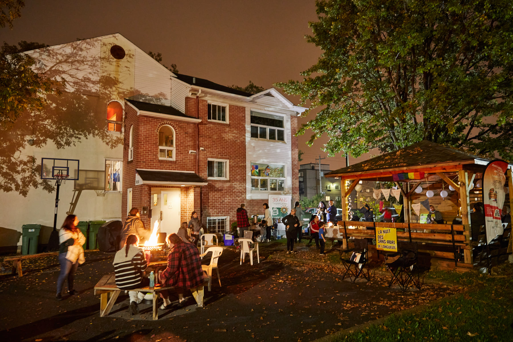 maison antre temps nuit sans abri